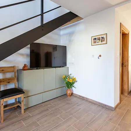 Lu-ka Apartment *
